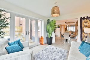 Photo 17- click for photo gallery